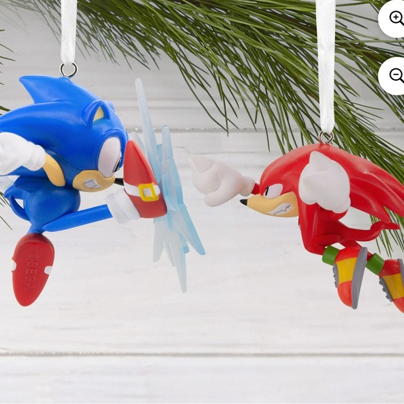 Hallmark Sonic The Hedgehog Sonic Vs. Knuckles Christmas Ornaments, Set of 2 - Picture 5 of 5